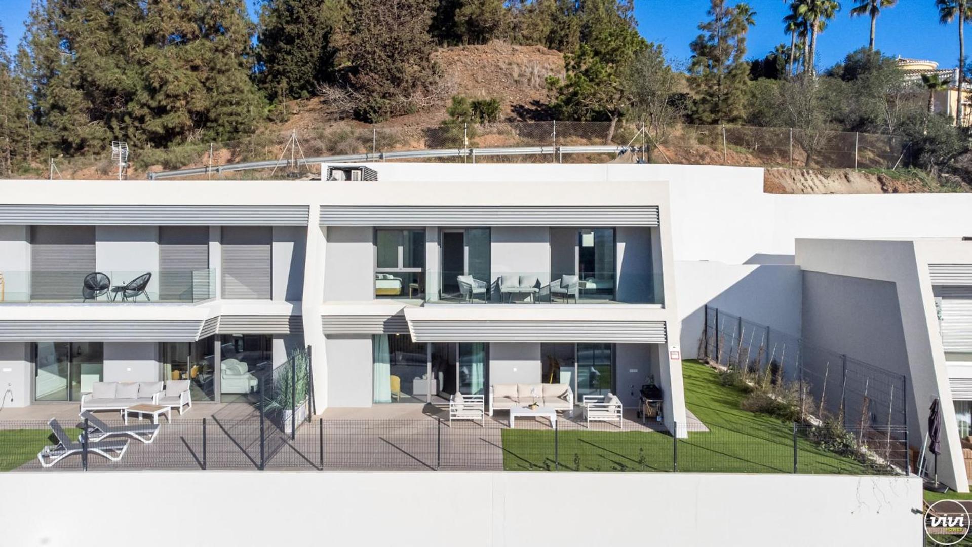 Vivi Homes - Elies House Pool, Gym, Spa & Sea View El Faro Экстерьер фото